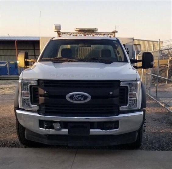 2017 Ford F550REGD4W
